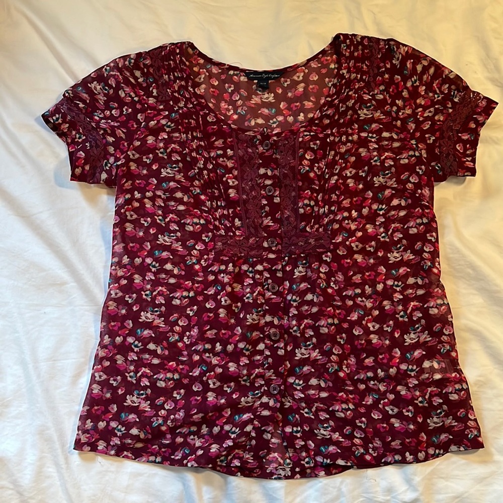 Floral button up blouse w/ slight damage as shown